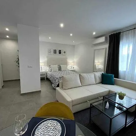 Xxi E Morales & Arnal روندا