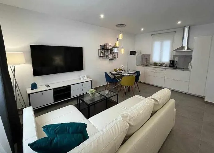 Xxi E Morales & Arnal *